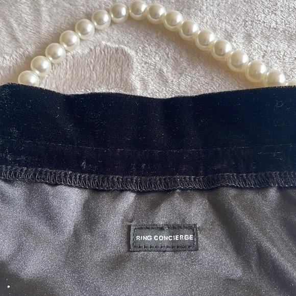 Ring Concierge Velvet Jewelry Pouch - Picture 8 of 10